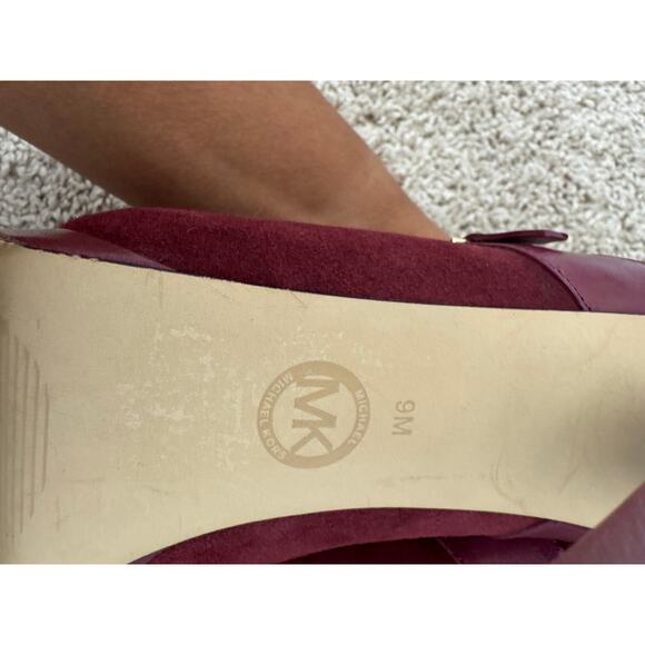 Michael Kors Burgundy Suede Peep Toe Booties Size 9M - Picture 9 of 9